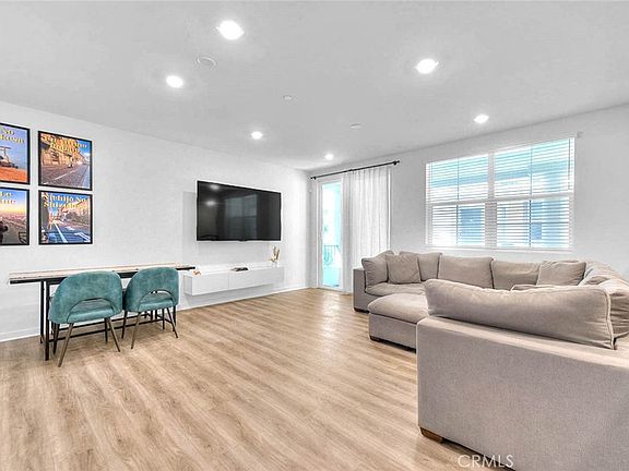 3rd image of 8244 Spirit St