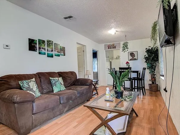 634 W 9th St, Lakeland, FL 33805