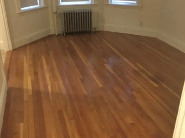 235 Park Dr APT 11, Boston, MA 02215