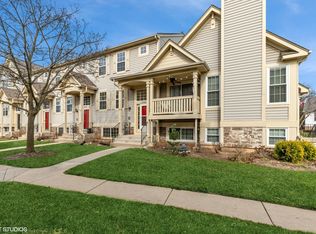 18602 W Sterling Ct, Grayslake, IL 60030