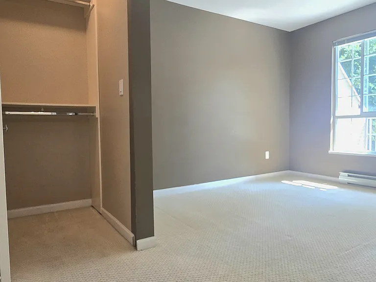 1252 Town Centre Blvd #428 — Photo 9
