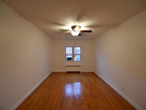 5th image of 2938 Fenton Ave Floor 2