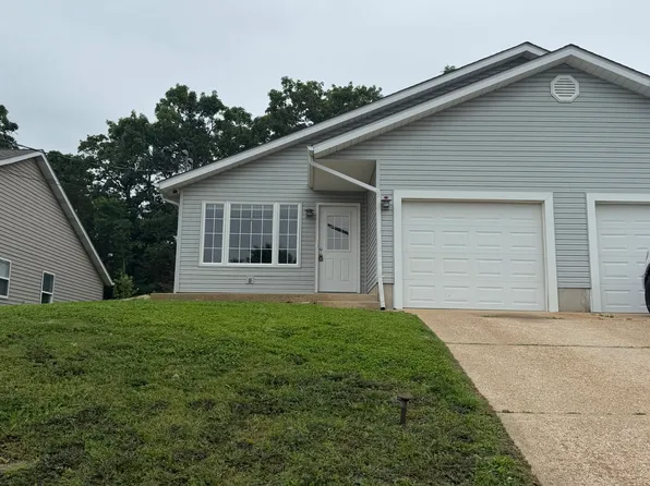1427 W Springfield Ave, Union, MO 63084