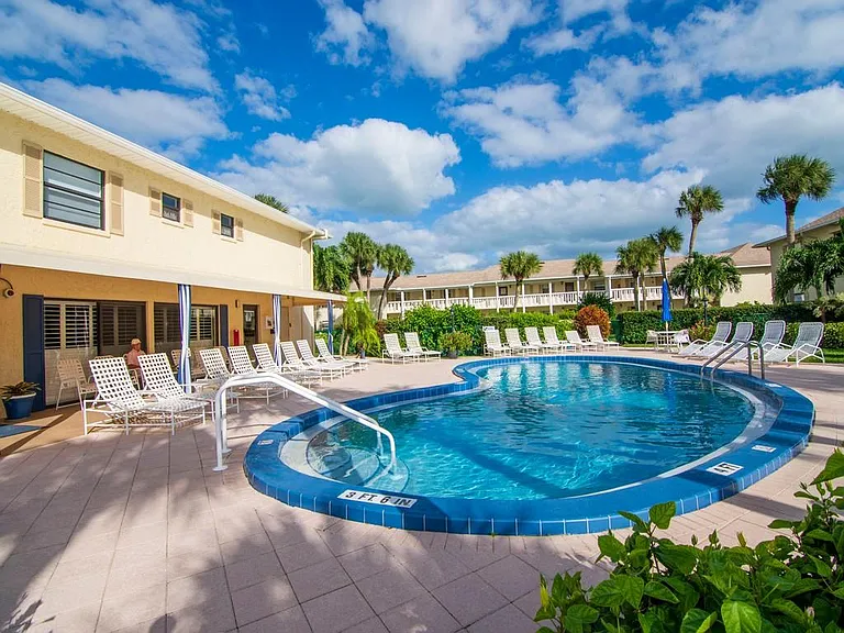 5100 Highway A1A #71H — Photo 38