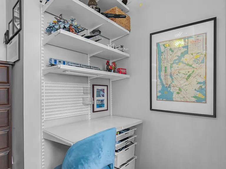 250 E 40th St #5CD — Photo 9