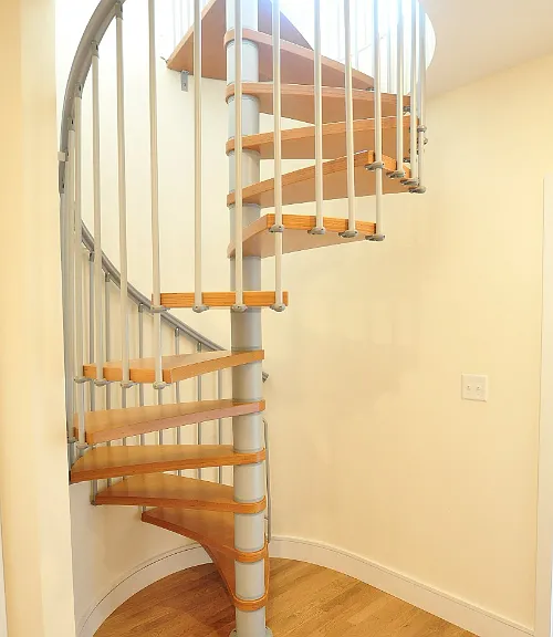 877 Beacon St #7 — Photo 4