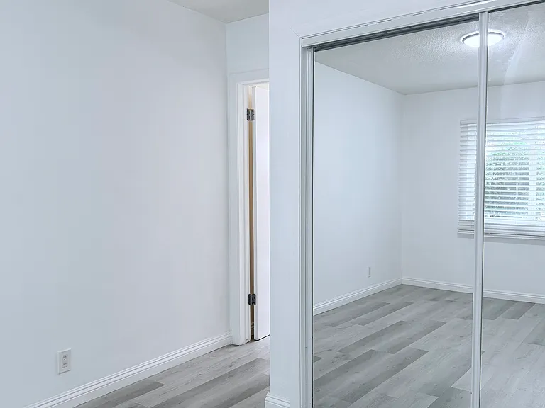 2825 S Sepulveda Blvd #4C — Photo 5