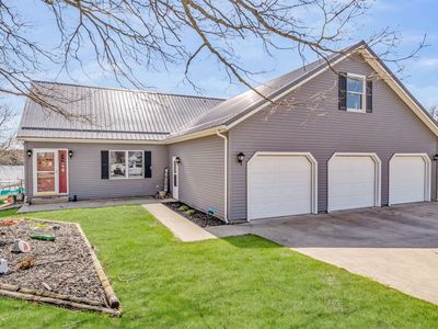 1715 Colonial Dr, Rochester, IN, 46975