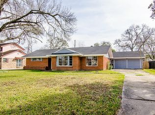 7842 Broadview Dr, Houston, TX 77061