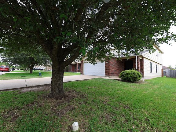 3rd image of 25 Avrshire Ln