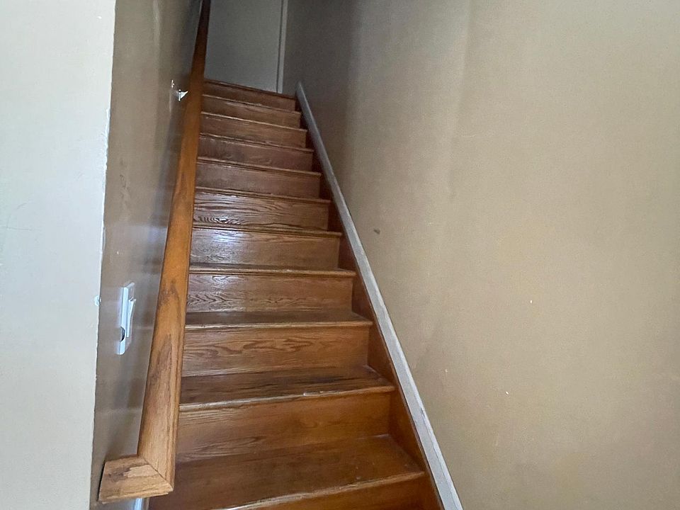 1st image of 9529 115th St #2