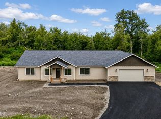 931 S Williwaw Dr, Palmer, AK 99645