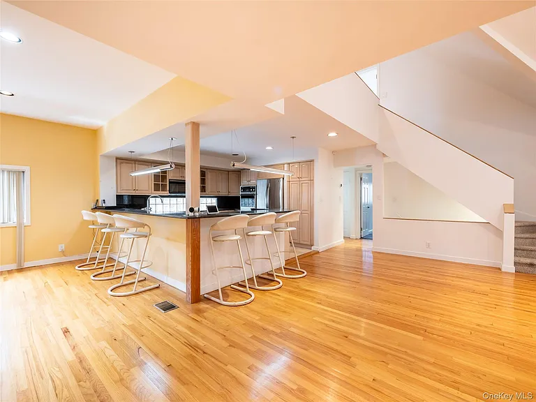 127 Wooleys Ln — Photo 10