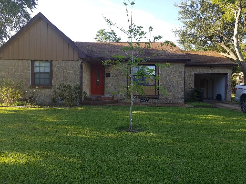 1st image of 1115 Park Ln