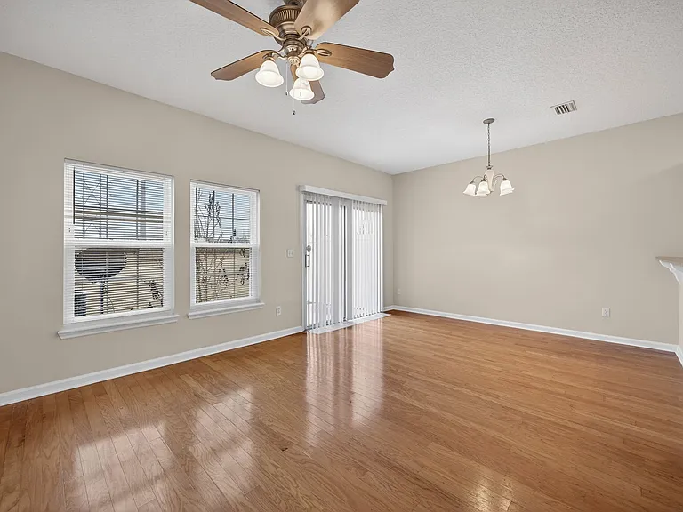 12296 Coconut Grove Ct — Photo 7