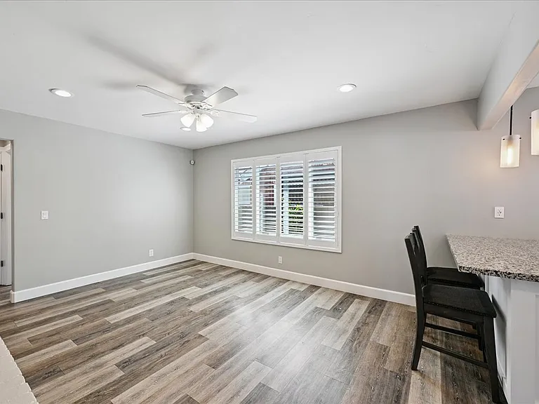 205 Grove St — Photo 25