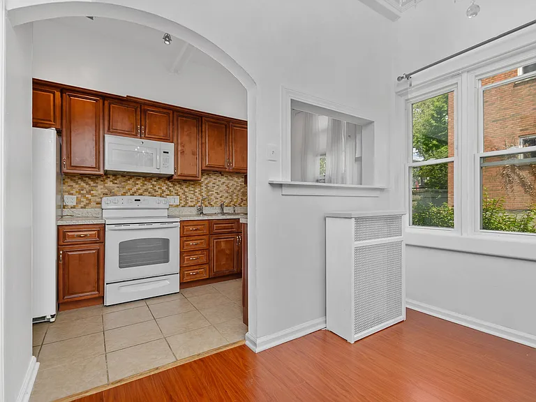 3606 Michigan Ave — Photo 11