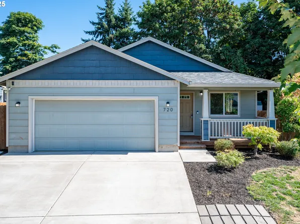 720 Countryside Ct, Dayton, OR 97114