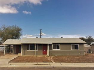 736 E 26th St, Yuma, AZ 85365
