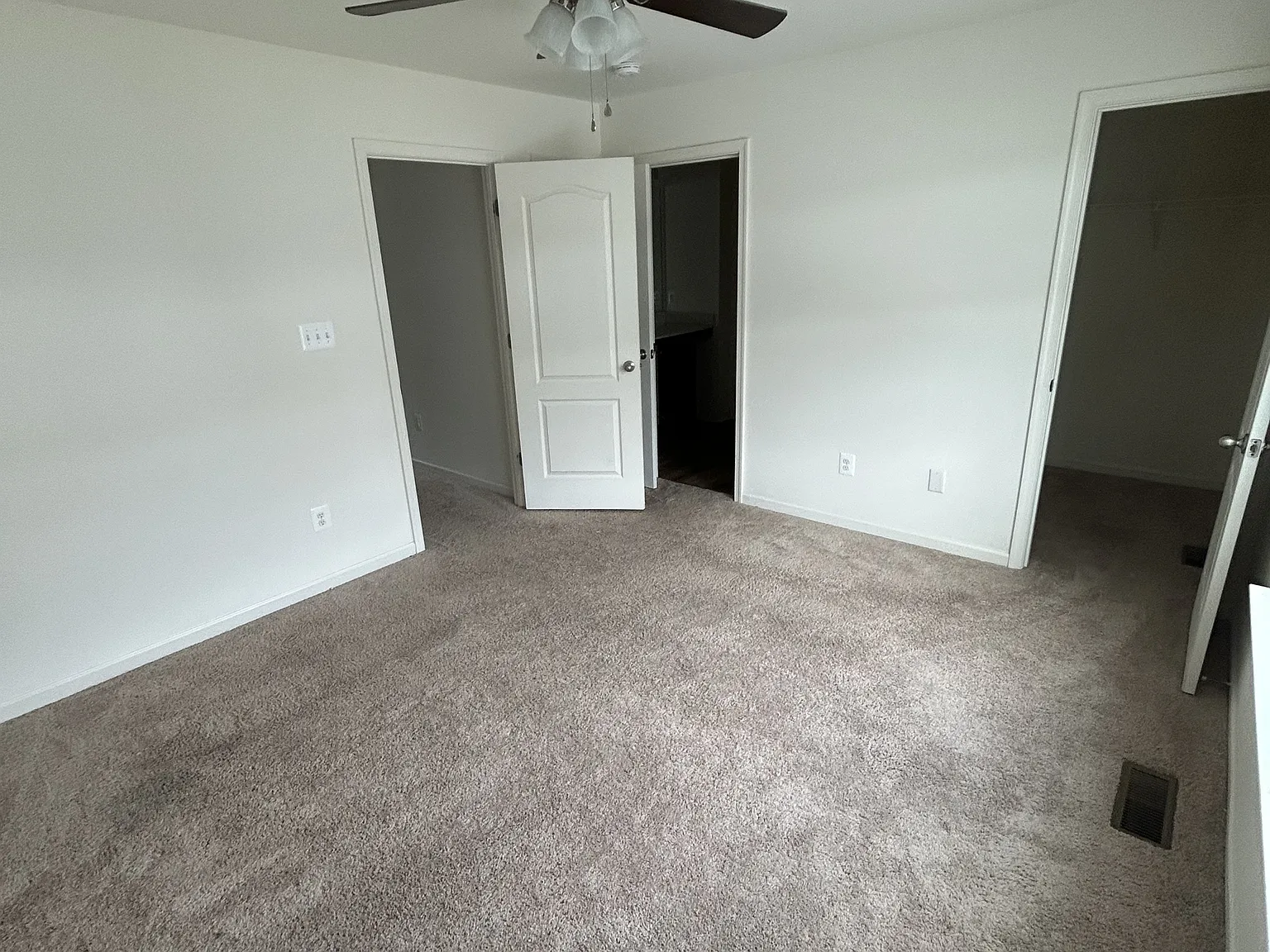 164 Scotch Pine Drive - 1 — Photo 3