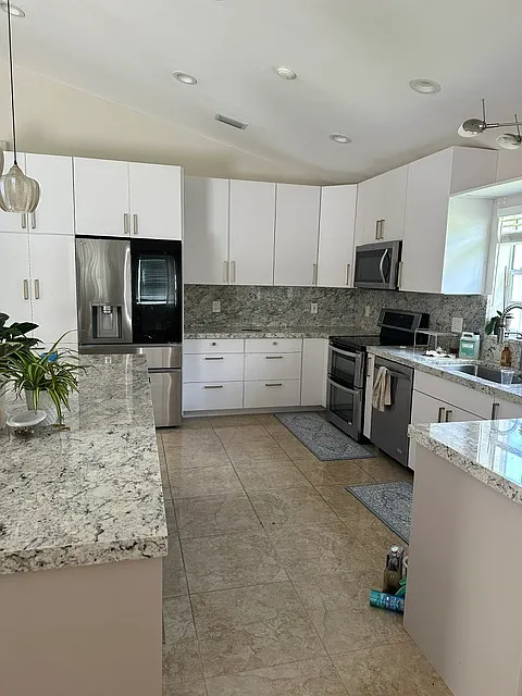 389 Cameron Dr