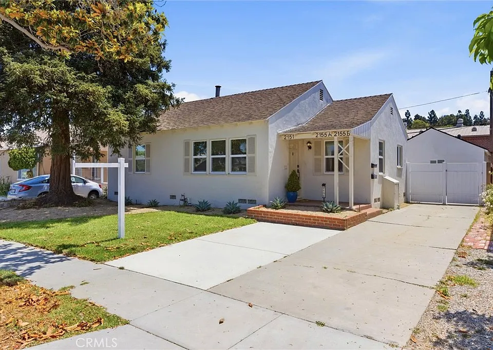 2151 Euclid Ave