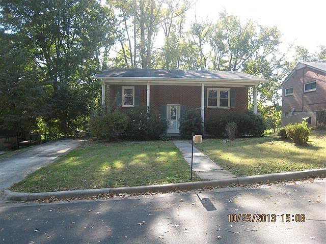 1st image of 223 Belaire Dr