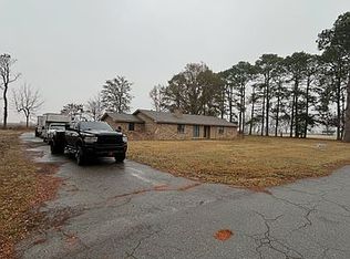 102 Dickey St, England, AR 72046