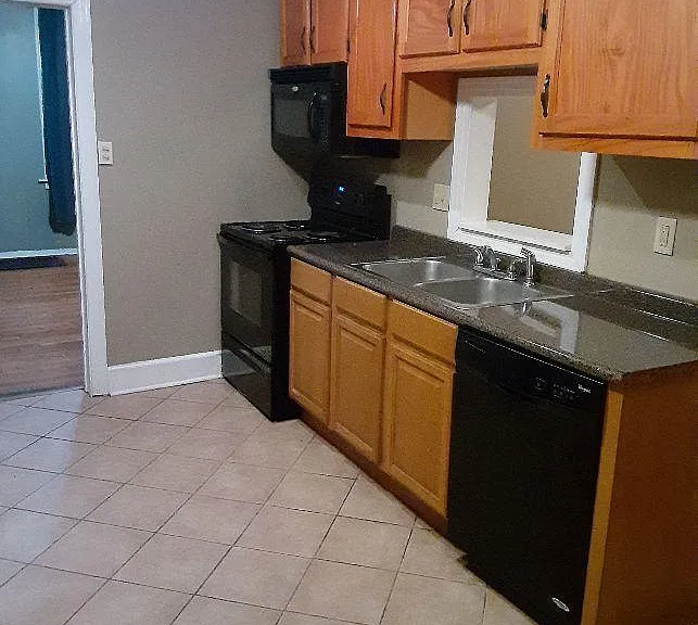 3789 Spottswood Ave — Photo 7
