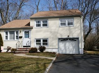40 Beverly Rd, Springfield, NJ 07081