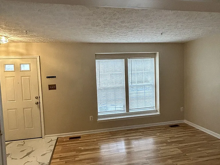 LivingRoom&Window