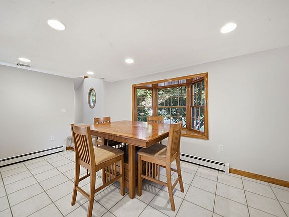 5th image of 1289 Whipple Rd