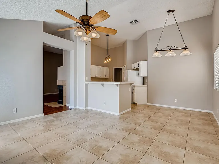 2507 Kilmaron Cir — Photo 9