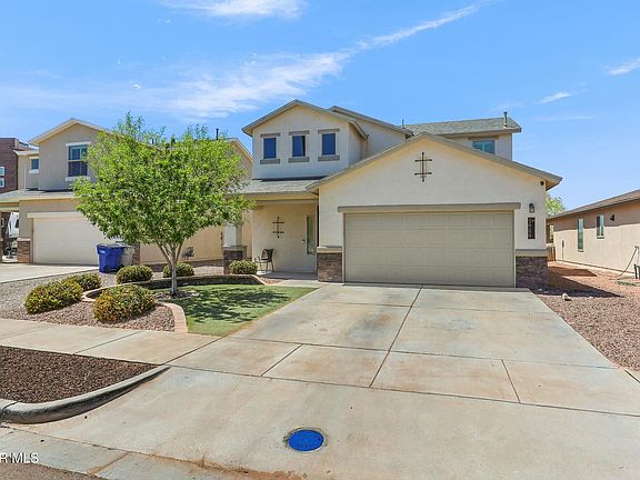 2nd image of 3909 Desert Dunes Dr