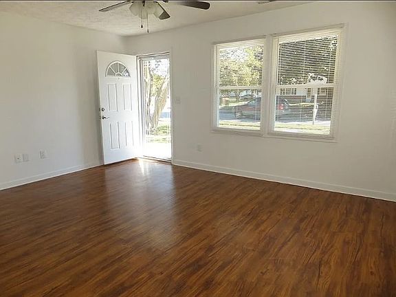 3rd image of 908 Bounds Ave
