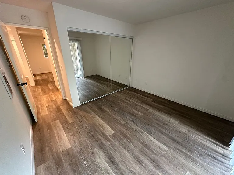 Hillcrest Summit Apartments — Photo 19