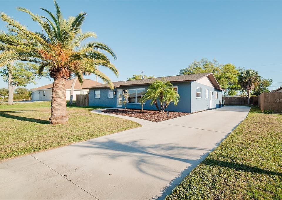 1st image of 35 Stanford Rd