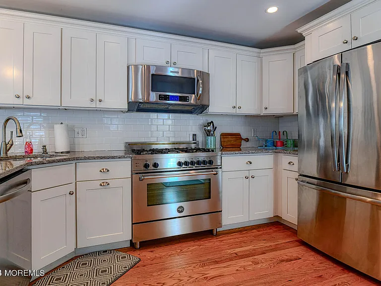 94 Clark Ave — Photo 12