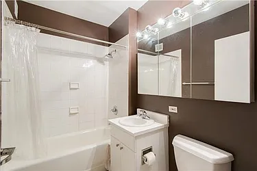 Rented by (Legacy) Elegran