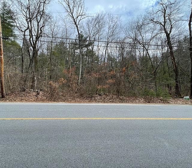 2nd image of Pingree Hill Road