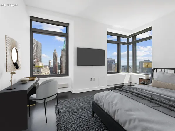 123 Washington Street image 7 of 12