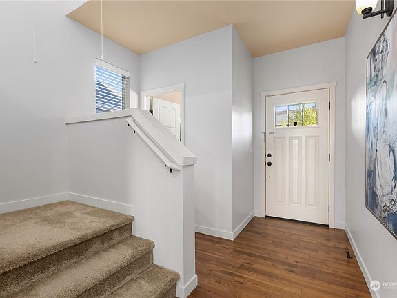 4th image of 2323 56th Street SE