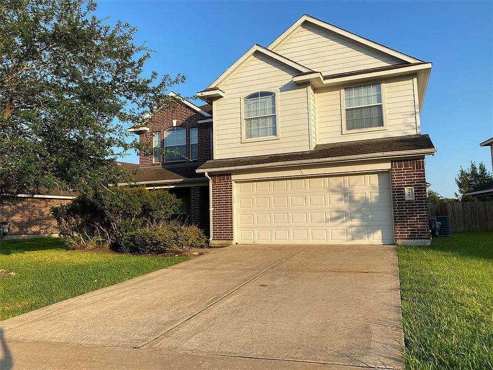 1st image of 1901 Roaring Springs Dr