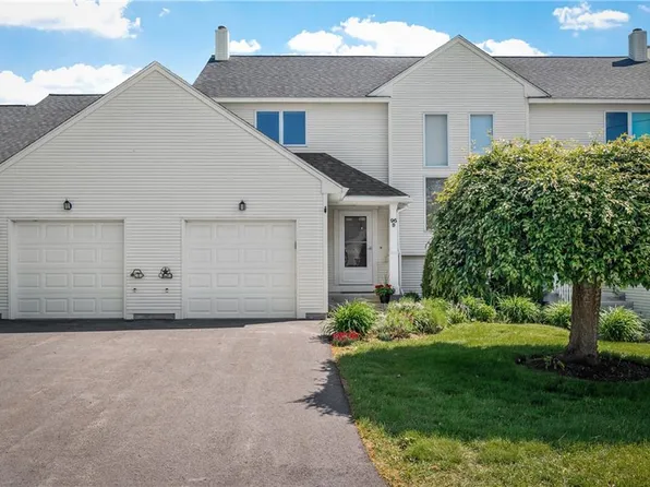 96 Nipmuc Trl #B, North Providence, RI 02904