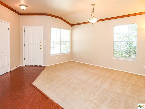 3rd image of 140 Masonwood Dr