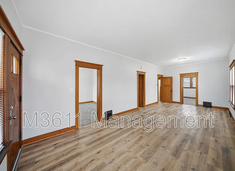 6928 Ballard Ave — Photo 7