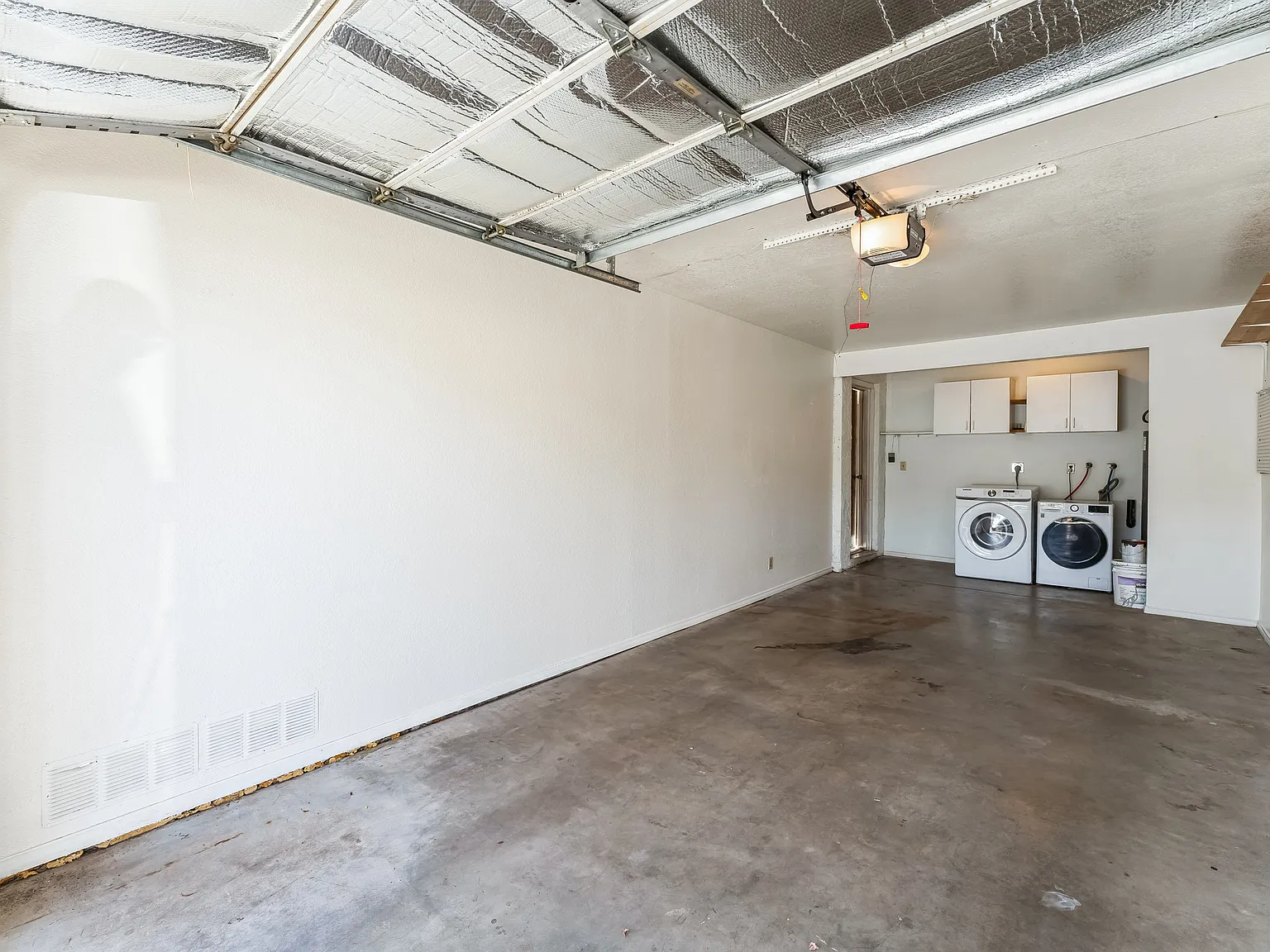 2338 West Lindner Avenue - 50 — Photo 2