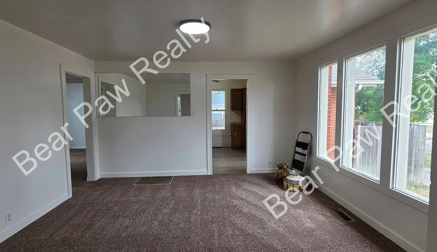 2722 Oneil Ave — Photo 3