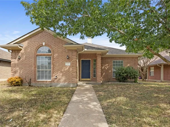 2413 Carnation Ct, College Station, TX 77840
