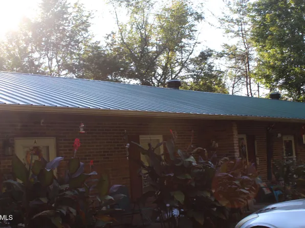1404 Hicks Rd, Jefferson City, TN 37760